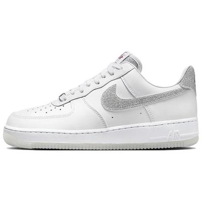 Кроссовки женские Air Force 1 07 LX Glitter Swoosh белого цвета с серым цветом и разноцветными буквами HQ3461-191