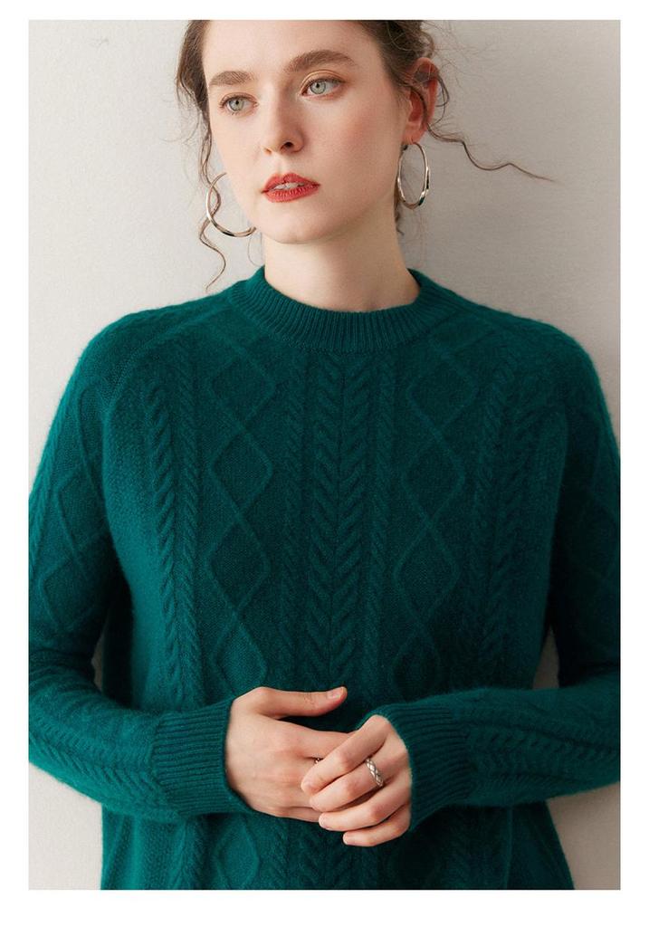 Women's Retro Cable Knit Cashmere Turtleneck Sweater - Cozy Autumn/Winter Style