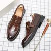 Модные мужские лоферы, горячо продаваемые весной и осенью, с мягкой подошвой, удобные туфли для ходьбы в парке, с крокодиловым узором, мужская деловая повседневная обувь