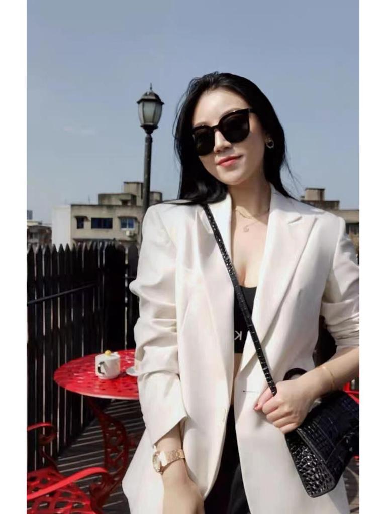 Ранневесенняя Высококлассная Нишевая Сумка-Багет и Кроссбоди Песочные часы