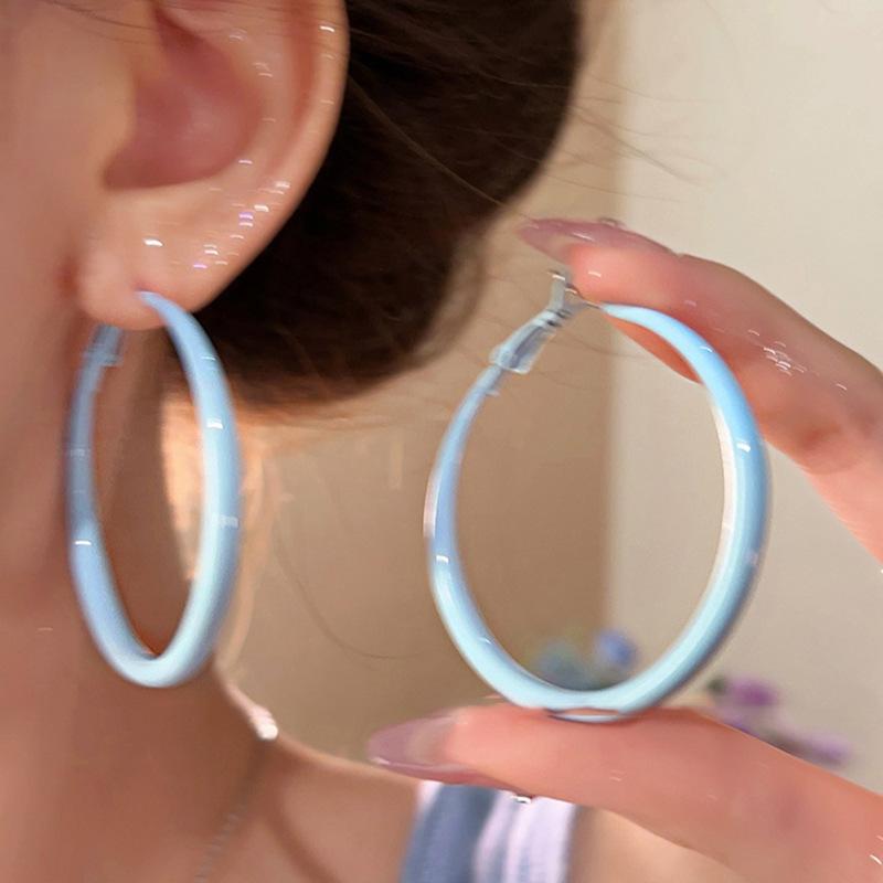 Серьги-кольца Simple Plain с серебряной иглой Универсальные Легкая роскошь Холодный стиль Круглые застежки для ушей Модные серьги в стиле Миллениум Spice Girl для женщин
