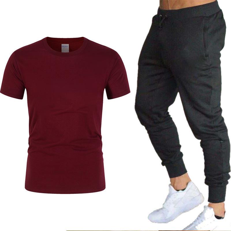 Мужской комплект из двух предметов: футболка с коротким рукавом и длинные брюки - Весенняя коллекция