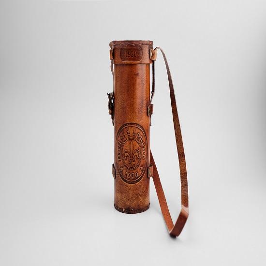 Функциональный телескоп Латунная конструкция Стеклянная оптика и высокое увеличение Камуфляжная отделка Длина 45,72 см в кожаной сумке