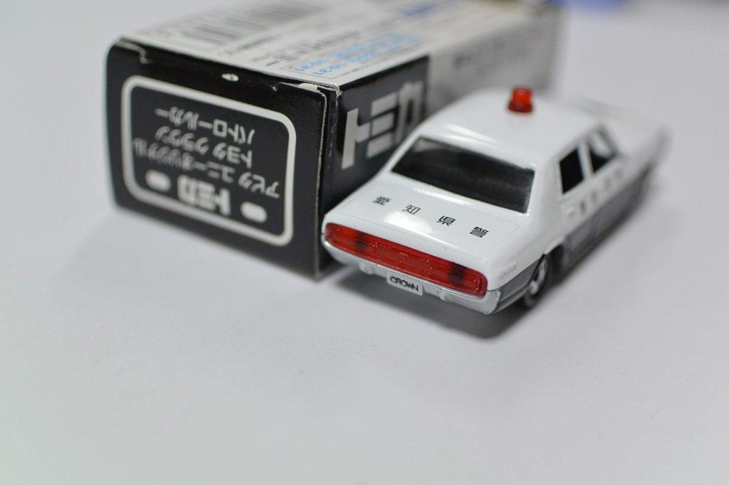 Apita Uni Оригинальный патрульный автомобиль Toyota Crown MS60 (модель 1971 года)
