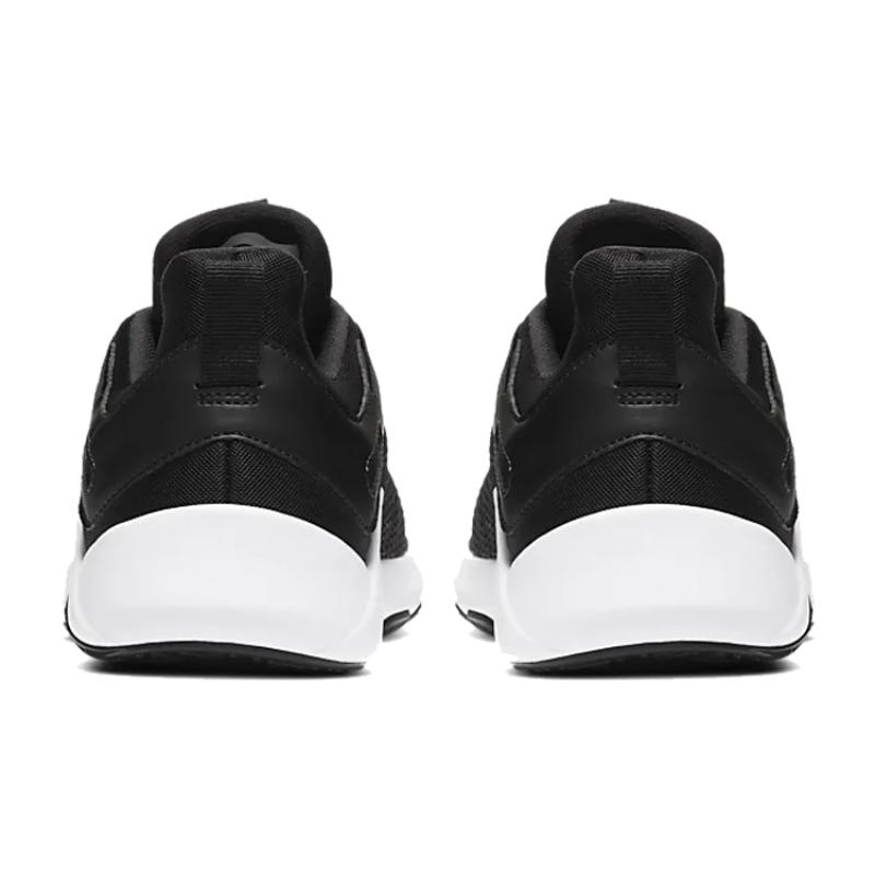 Nike Женские тренировочные футбольные бутсы Legend Essential Black CD0212-001