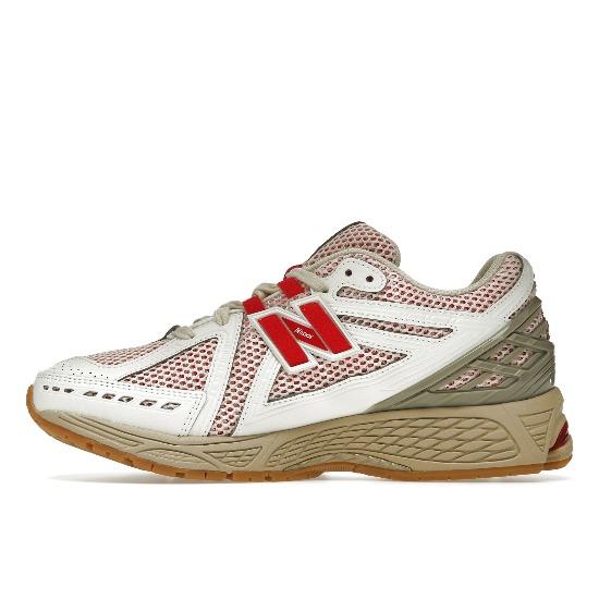 New Balance 1906R Sea Salt True Red Unisex Sneakers White Pebble M1906RO