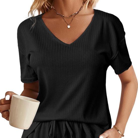 Женский летний комплект из 2 предметов: футболка с коротким рукавом и V-образным вырезом, эластичные шорты на талии, однотонный свободный покрой, повседневный наряд