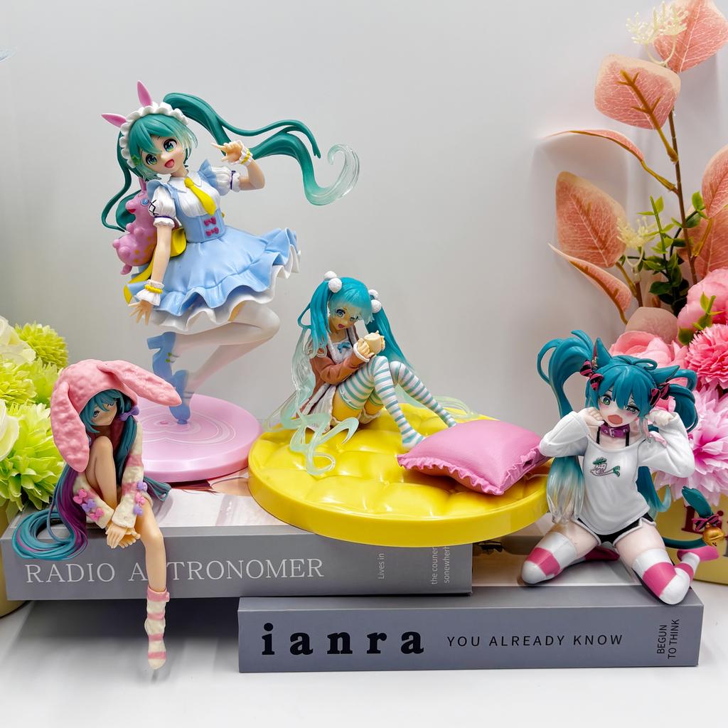 Hatsune Miki Anime Character Kawaii Pvc Model Standing and Sitting Doll Action Doll Collection Decorations Christmas Toys Gifts