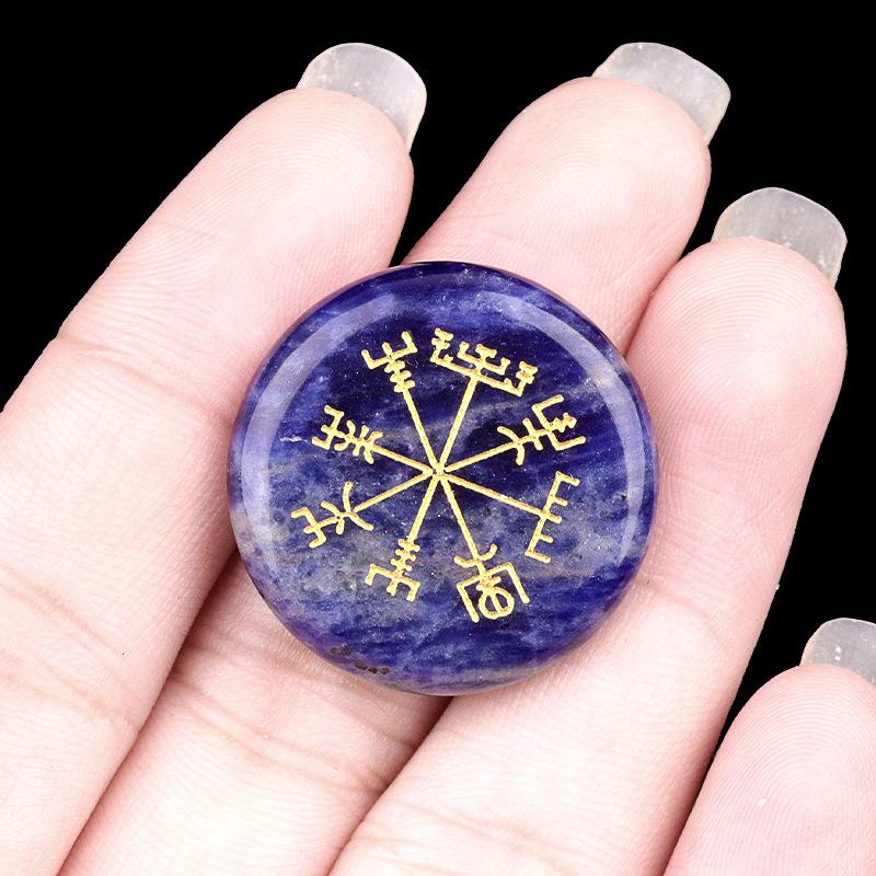 25mm Natural Crystal Stone Viking Compass Vegvisir Symbol Engraved Healing Crystals Round Flat Talisman Gemstone Home Decor Gift