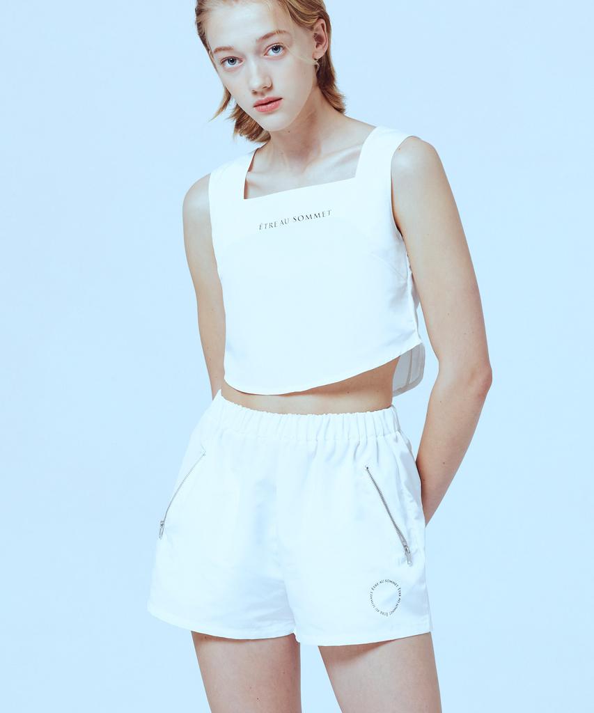 ETRE AU SOMMET Circle Logo Shorts (White)