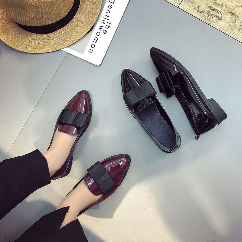 Women Patent Leather Loafers Pointed Toe Flat Shoes With Bow Decor Shallow Mouth Casual Commuter Slip On