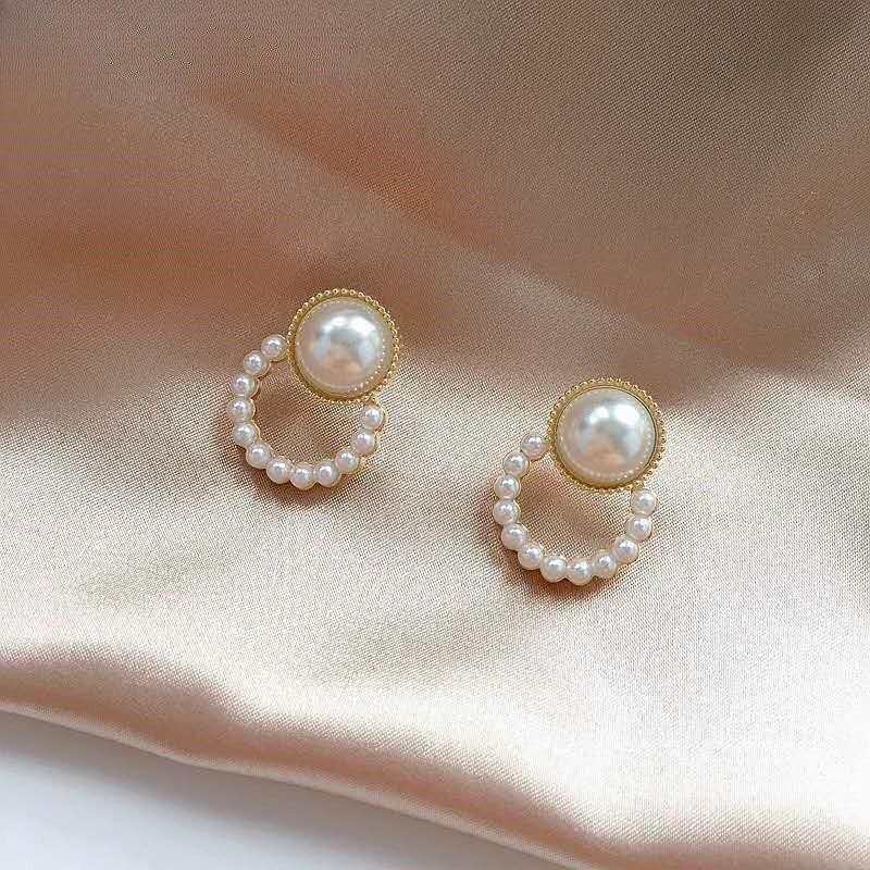 Korean Simple Stud Earrings Temperament Sweet Pearl Flower Earrings Female Jewelry