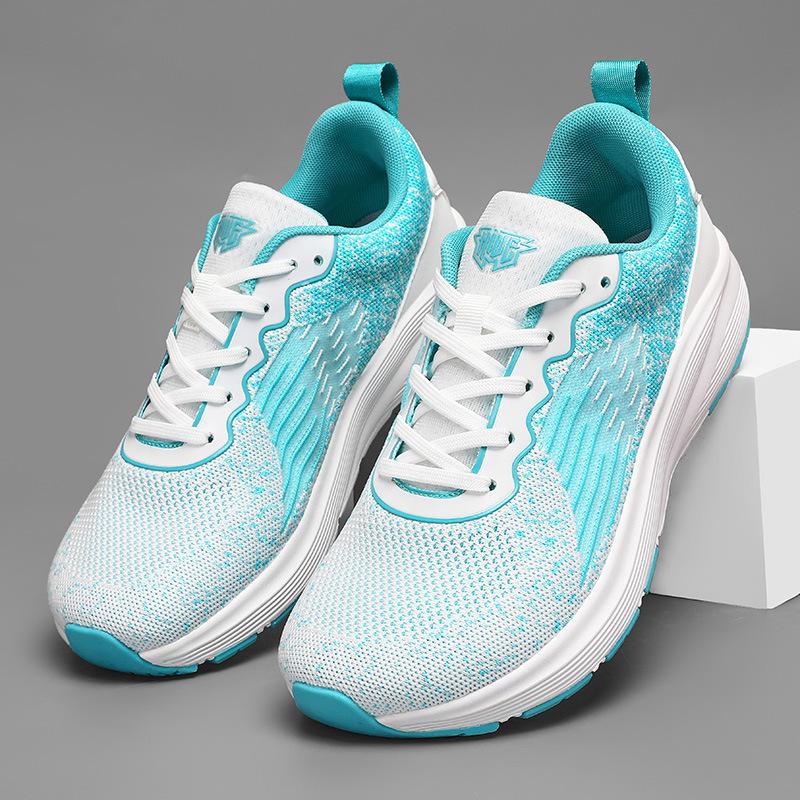 Summer couple large size outdoor mesh breathable thin light soft sole versatile comfortable casual men's sports shoes