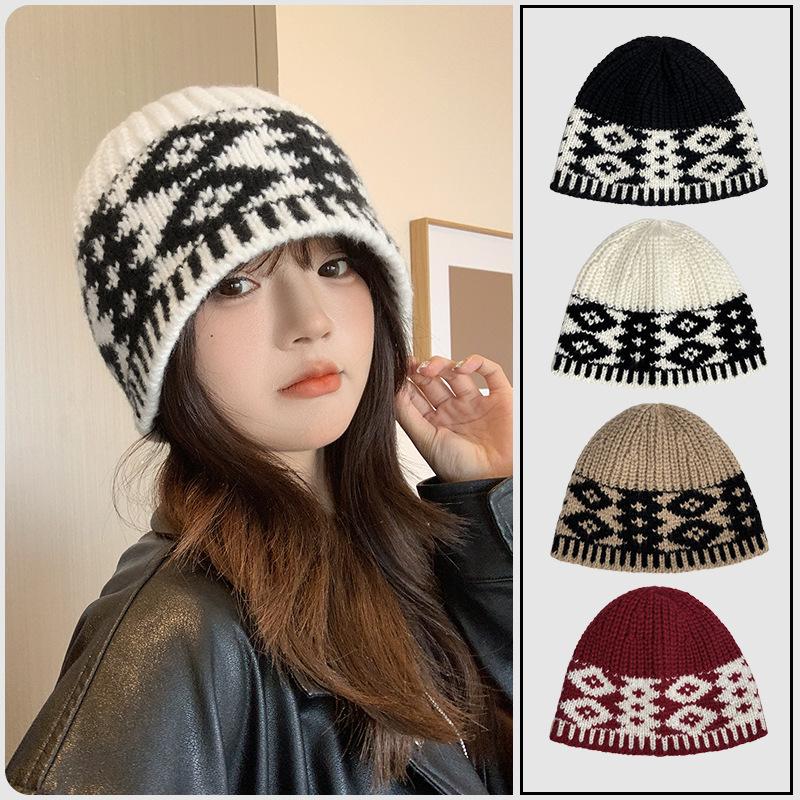 Big Head Circumference Knitted Hat for Women, Small Face In Autumn and Winter, Warm Bucket Hat, Enlarged and Deepened Ear Protector Basin Hat
