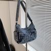 Vintage fashion denim casual shoulder bag women's new versatile multi-pocket lightweight crossbody small square bag trendy