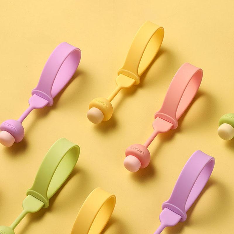 Toilet Opener Silica Gel Lid Lifter Portable Lavatory Lid Handle Bathroom Closestool Seat Anti-dirty Uncover Artifact