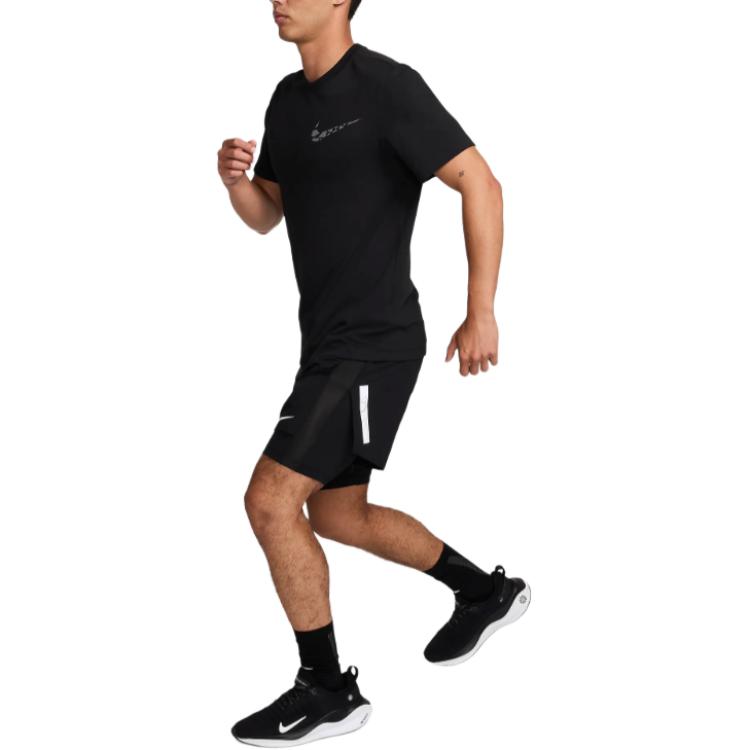 Nike T Shirts Men's Black Crew Neck Moderate Straight Fit FZ8057-010