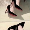 Одна пара обуви, высокие каблуки на красной подошве, женские тонкие каблуки, новые весенние и осенние лакированные туфли из черной заостренной кожи, сексуальные одинарные туфли для женщин.