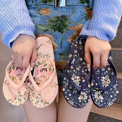 Женские летние богемные пляжные сандалии, плоские шлепанцы, женские модные тапочки, домашняя обувь, серебристые шлепанцы с цветочным узором