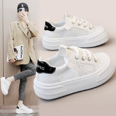 Новые белые туфли, женские летние дышащие туфли с сеткой, туфли на толстой подошве, увеличивающие высоту, женские туфли из сетки для студентов