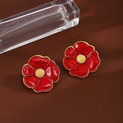 Винтажные серьги-гвоздики в виде цветов с красными лепестками — уникальные и очаровательные модные серьги для женщин