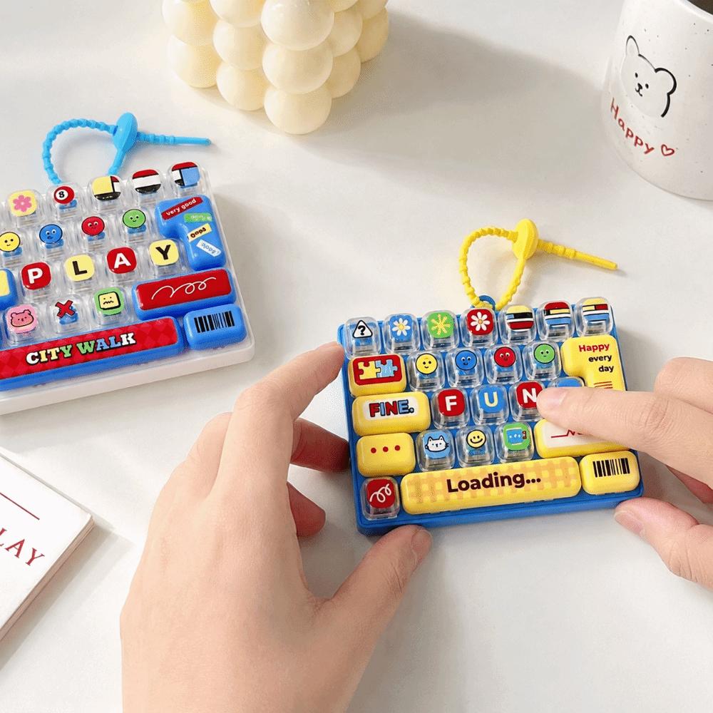 26-Key Decompression Button Toy Cute Design Keyboard Keychain Mini Keyboard Pendant  Hanging Charm