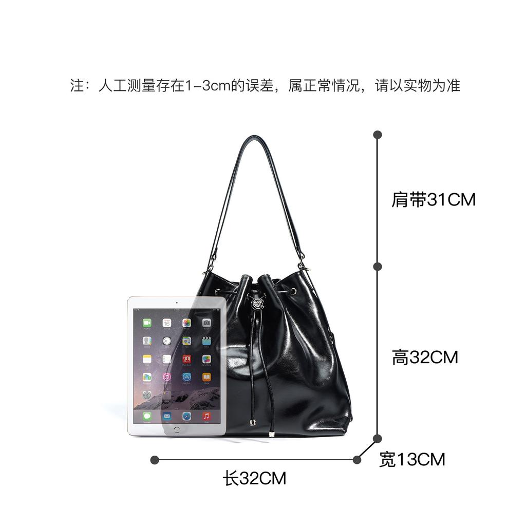 Women's Bag Niche Design Bag 2025 New Fashion Bag Large Capacity Tote Bag Versatile Shoulder Underarm Bucket Bag