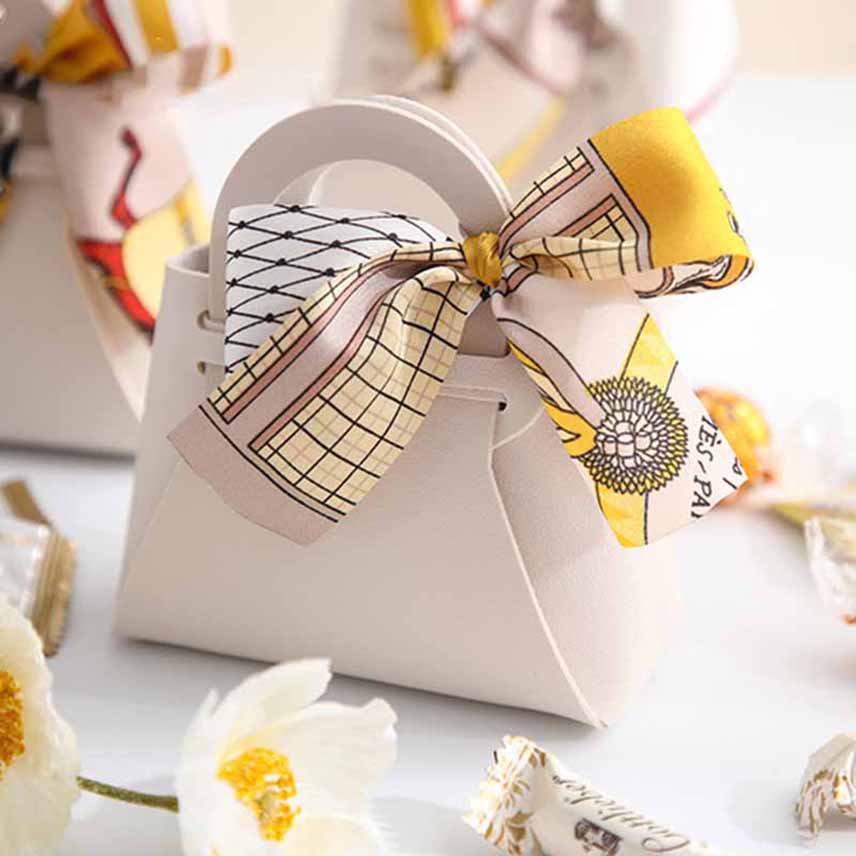 Creative Leather Gift Bags Bow Ribbon Packaging Bag Wedding Favour Bags Candy Packaging Box Mini Handbag Birthday Party Decor