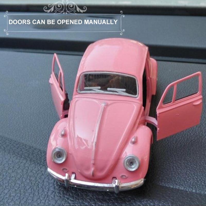 1/36 Scale Diecast Metal Pull Back Action Drives Car Forward Car Model Toy Christmas Birthday Gifts for Kids