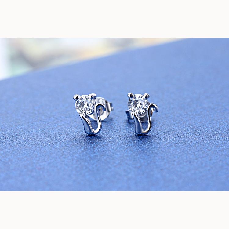Милые модные серьги-гвоздики с циркониевым блеском в виде котенка для женщин, ослепительные элегантные женские аксессуары, ювелирные изделия, неподвластные времени