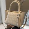 Fashion Portable Small Bag Women's 2025 Summer New Commuter Messenger Small Square Bag Niche Casual Diamond Bucket Bag