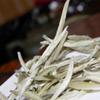 Весенний сырой чай пуэр Pekoe Silver Needle Moonlight Beauty Sheng Puer 2020 г, 357 г