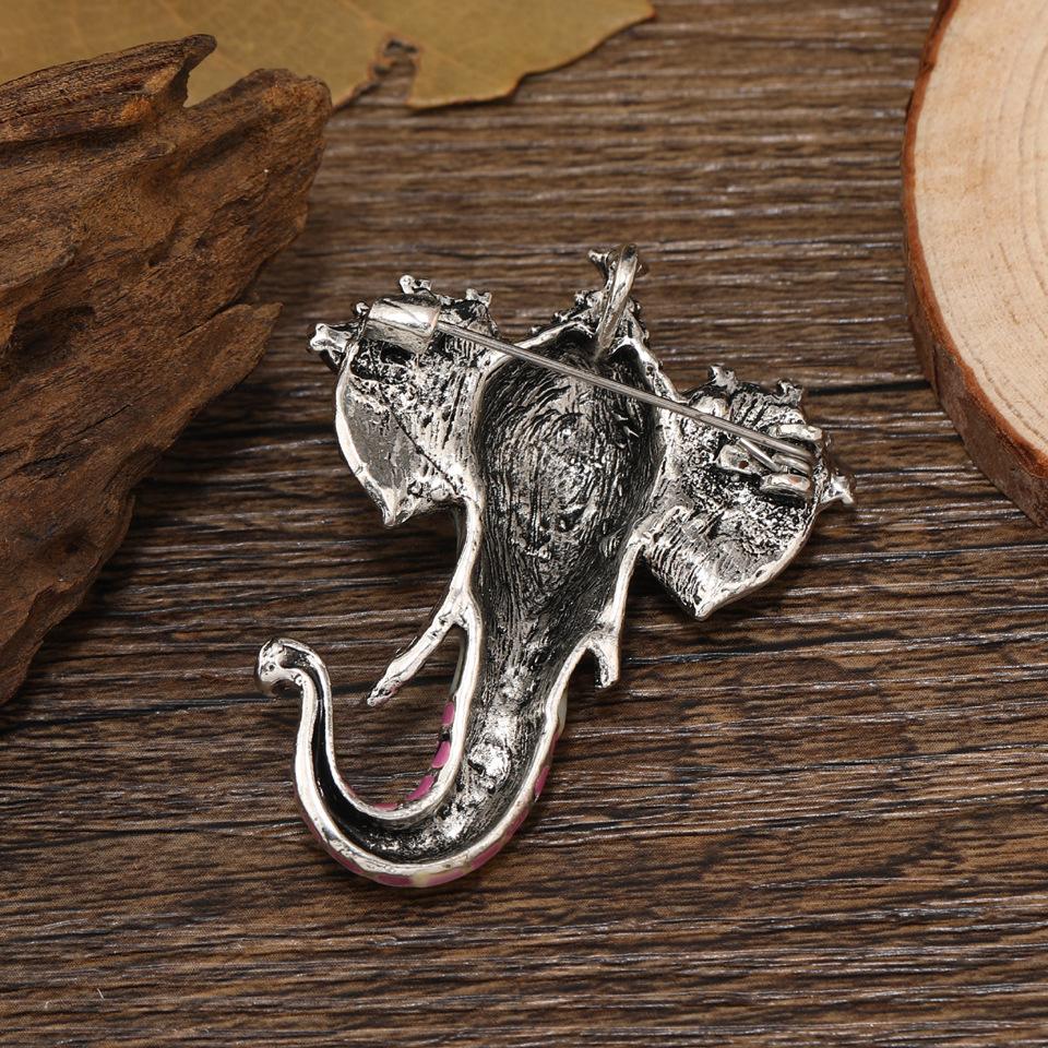 Lucky Auspicious Enamel Elephant Brooches for Women Classic Crystal Animal Metal Brooch Pins Personality Jewelry Gifts
