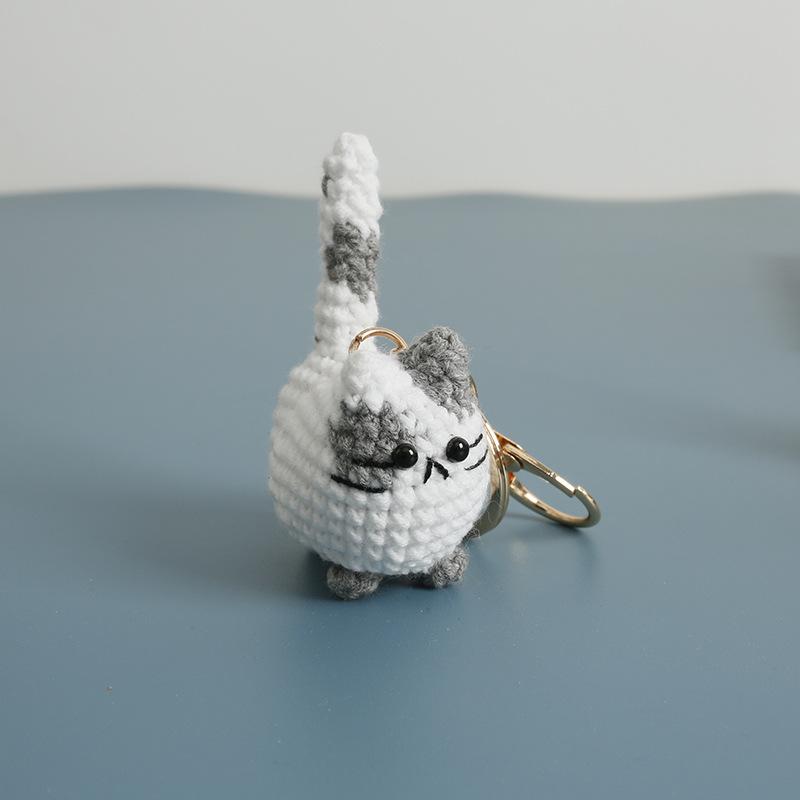 Handmaking Crochet Kitten Keyrings Cute Smiling Cat Doll Crochet Keychain Cartoon Kitten Series Knitting Doll Keychain Custom