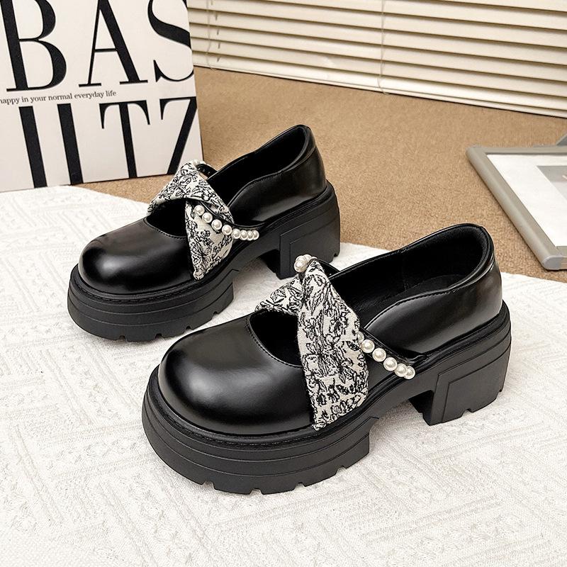 Модные полутапочки с мягкой подошвой с принтом женские 2025 весна новые повседневные на плоской подошве с одним педалем