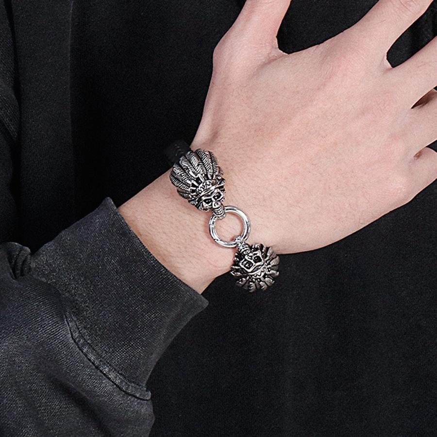 Готический панк-стиль Браслет с двойной головой черепа для мужчин Ретро Нержавеющая сталь и плетеная кожа Мужские браслеты-обертывания Ювелирный аксессуар