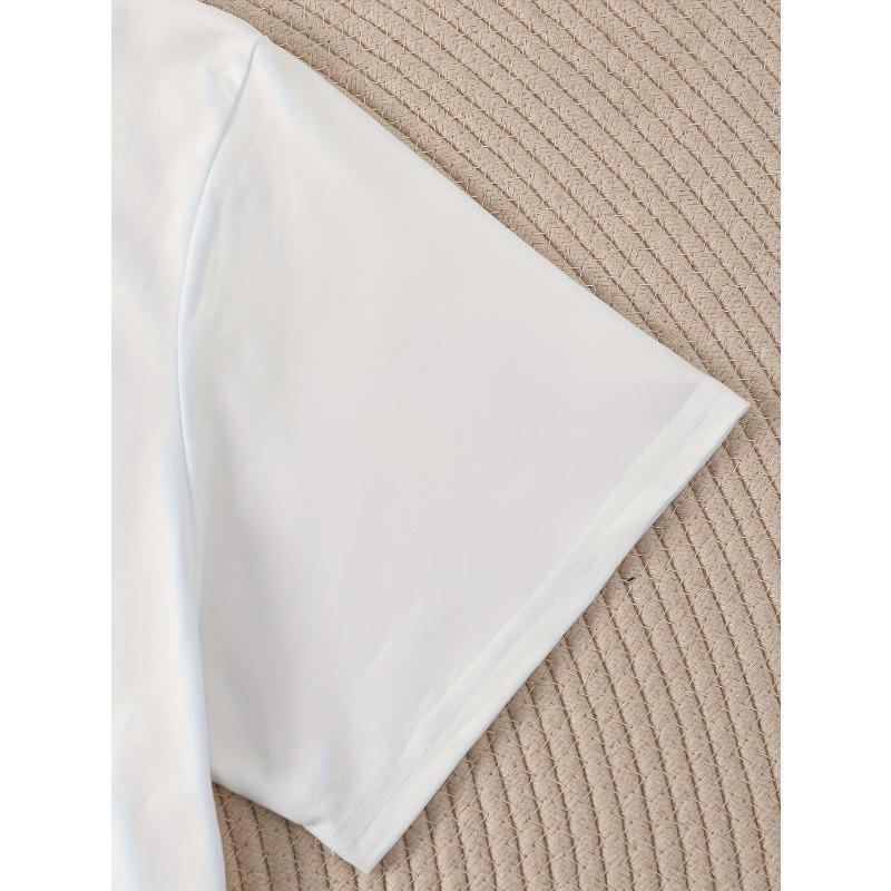 European sizes Women'S White Crew Neck Short Sleeve T-Shirt, Russian Alphabet Print, Black and Red Contrast Font, Casual Fun Alphabet Applique