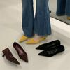 Французские туфли-лодочки на среднем каблуке, туфли с острым носком и плиссировкой, женская обувь 2025 лето, темпераментная замшевая черная обувь для работы