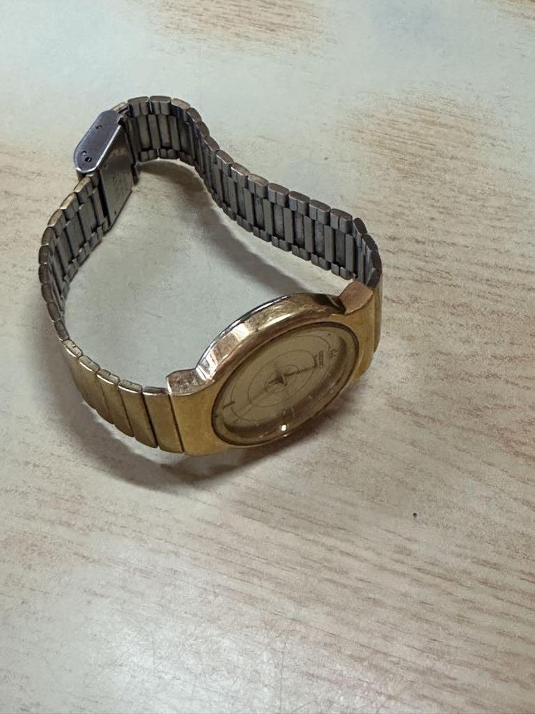 [USED] Working SEIKO Vintage Gold Watch