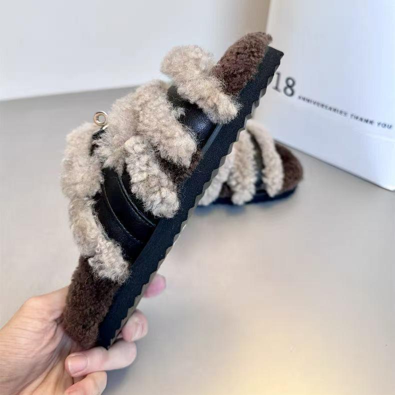 Женские осенние 2025 новые тапочки на толстой подошве, увеличивающие рост, пушистые, в стиле Майяр, повседневные, ленивые, на одно слово, легкие хлопковые тапочки