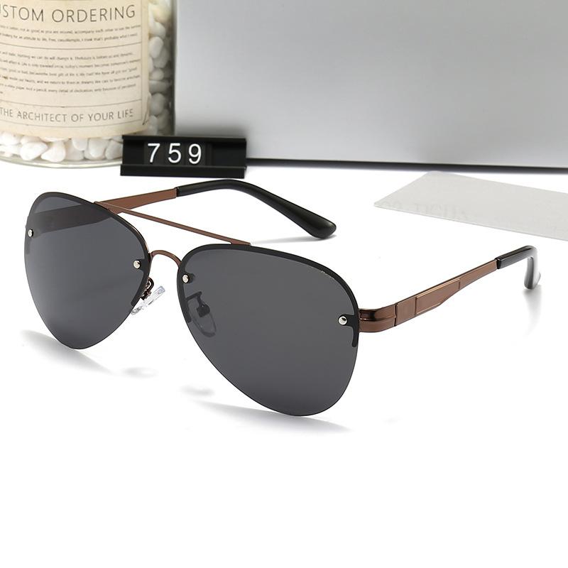 New polarized sunglasses, fashion trend casual sunglasses, travel and vacation sunglasses