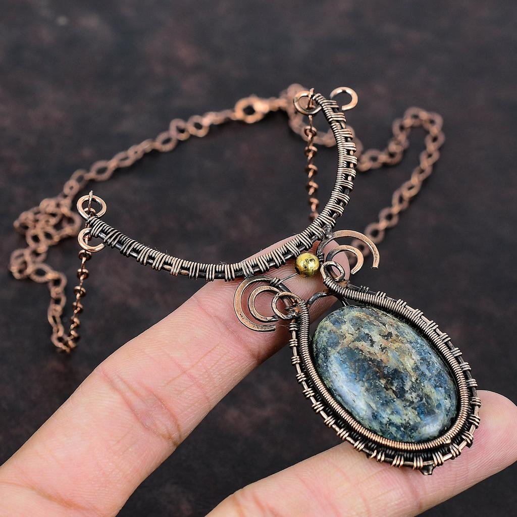 Ожерелье из кианита, ожерелье из медной проволоки, регулируемое ожерелье ручной работы, изумительное медное ювелирное изделие, ожерелье из настоящего драгоценного камня, подарок на помолвку