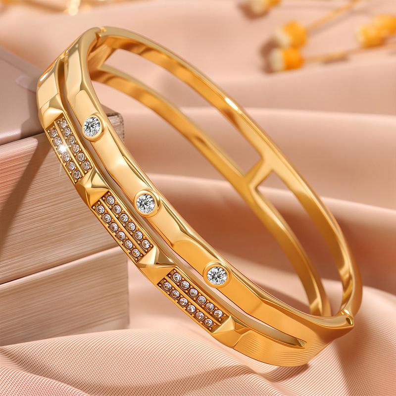 Titanium Design Light Luxury High-end Wide Version Hollow Full Bracelet