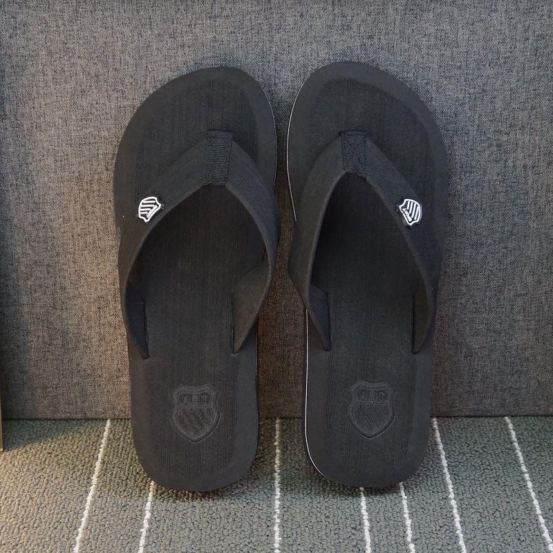 Versatile Mens Beach Slippers With Eva Material And Comfortable Foam Sole