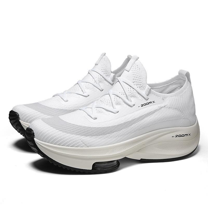 Shoes Men's 2026 Summer New Flying Weaving Men Couple Running Sports Mens