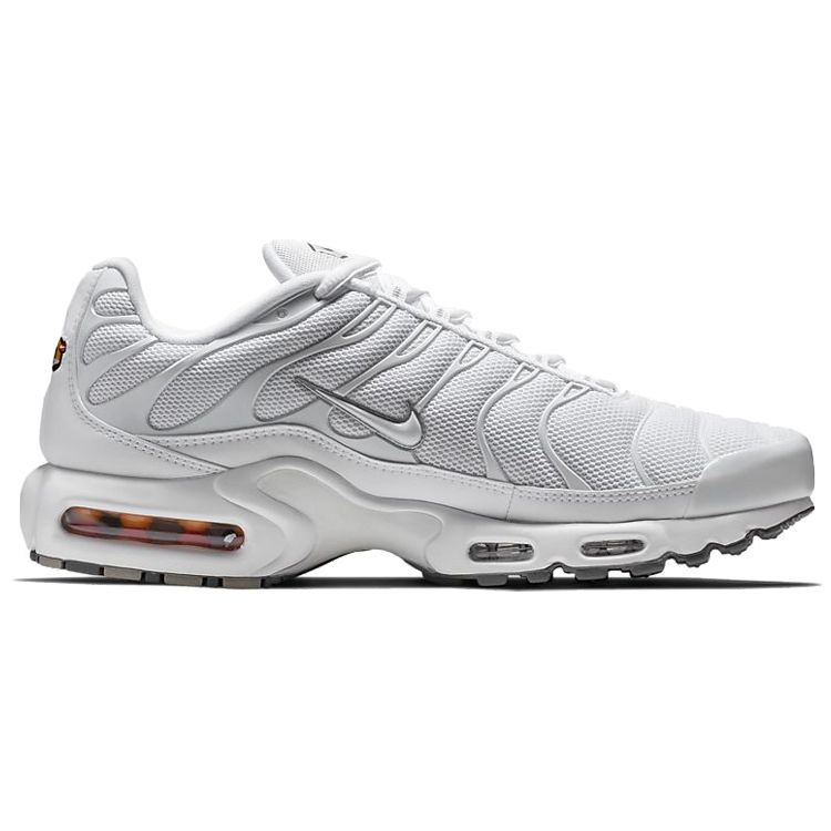 Nike Белые мужские кроссовки Air Max Plus 604133-139