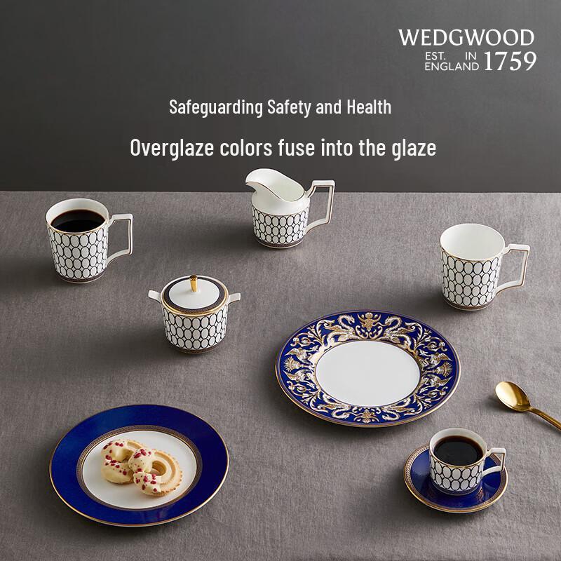 Wedgwood Позолоченная темно-синяя кружка