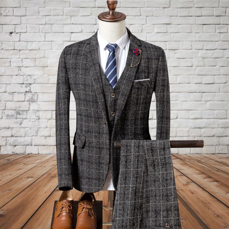 2024 Men's British Slim Plaid Three-Piece Suit: Trendy Autumn/Winter Fashion