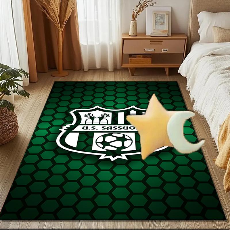 Sass-uolo Football Crest Rug for Living Room, Game Rooms, Office, Bedroom, Office Floor Mat Playful Design, fan gifts Christmas decor