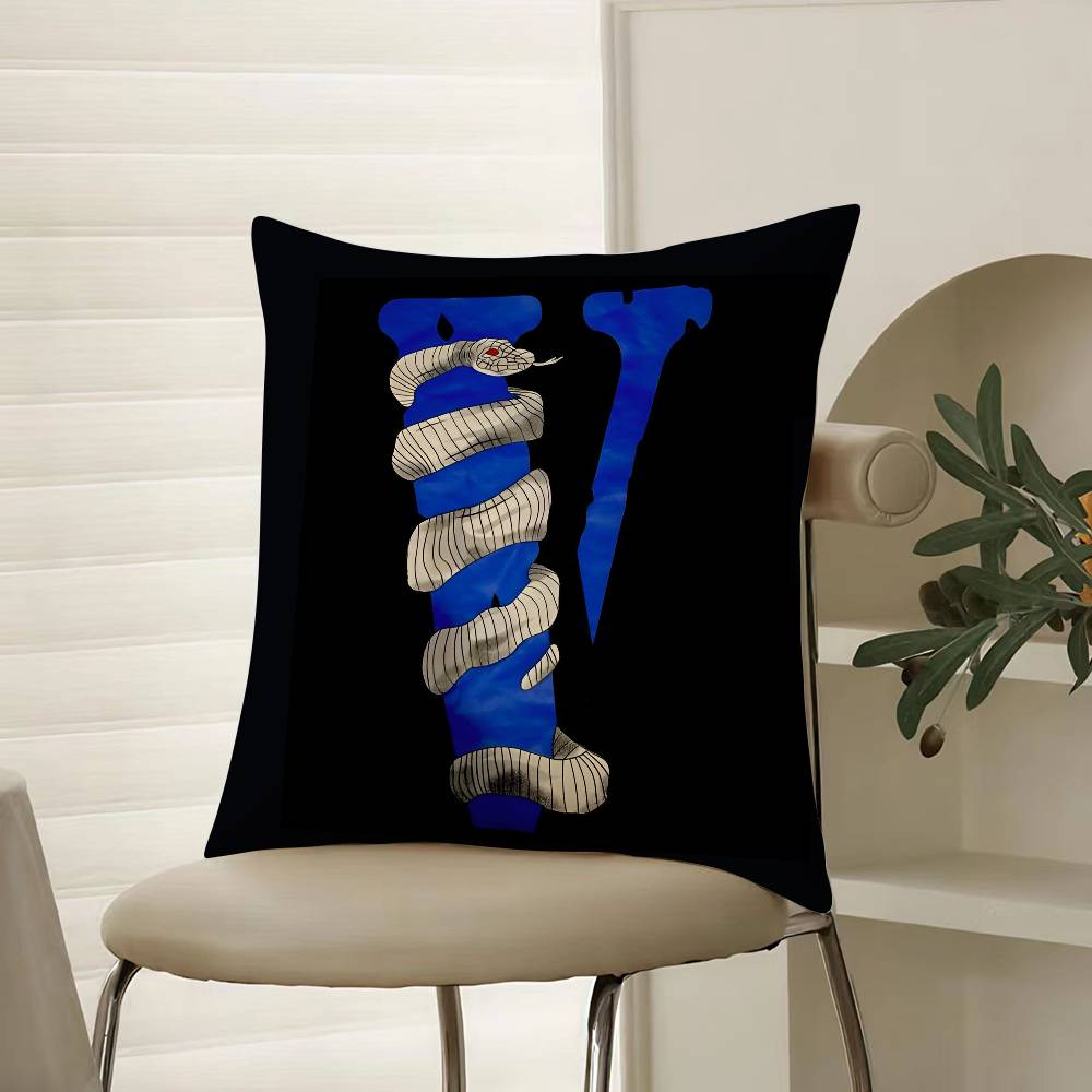 Наруто Принт уличной культуры Vlone Наволочка Комфорт Диван-кровать Шелковистая элегантная Невидимая молния Декоративная наволочка